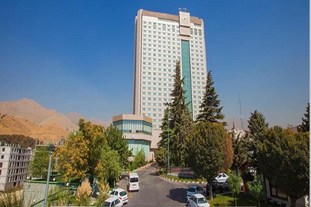 hotel-img